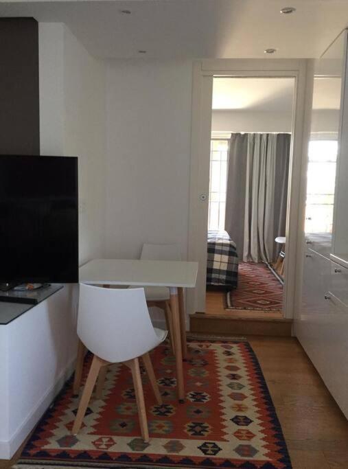 Casa Incantevole Con Vista Parco Appia Antica Villa Рим Екстериор снимка